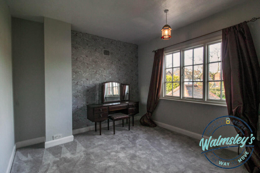 Rear double bedroom