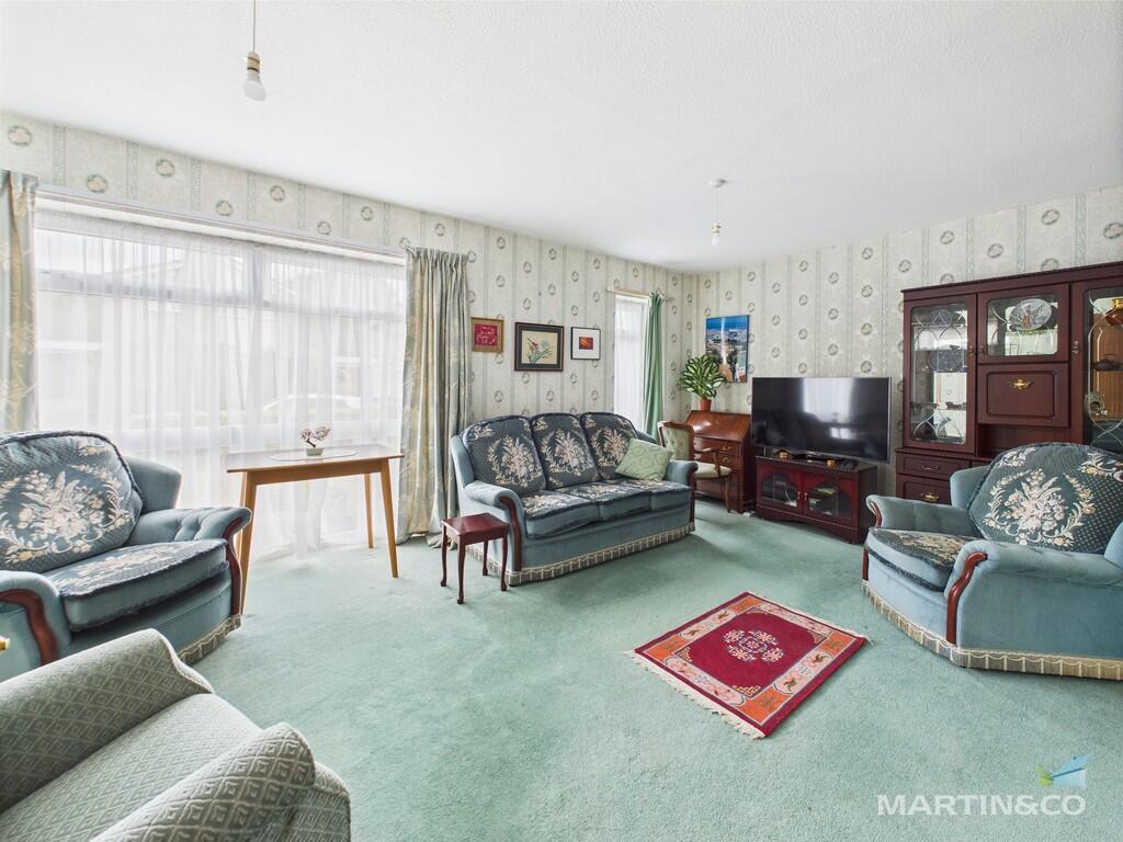 CAM03111G0-PR0320...