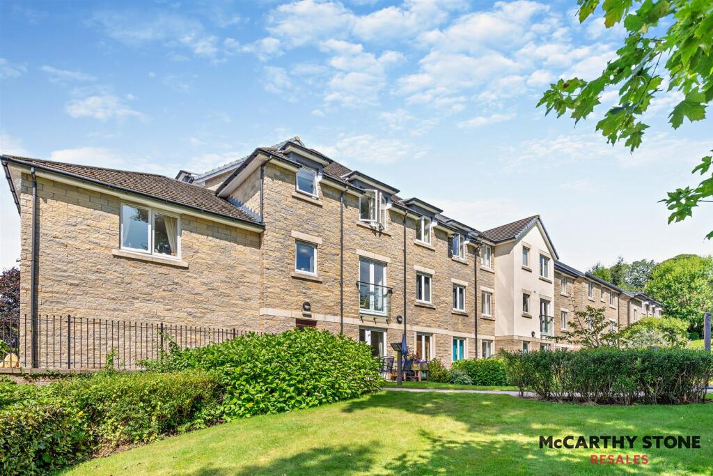 Blossom Court Gardens