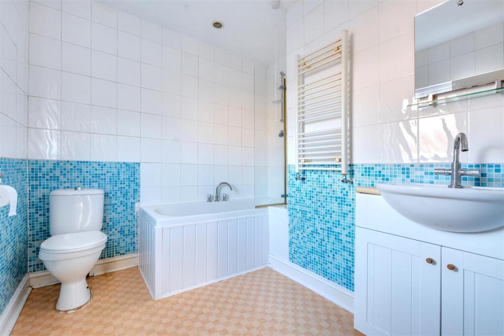 Bathroom.jpeg