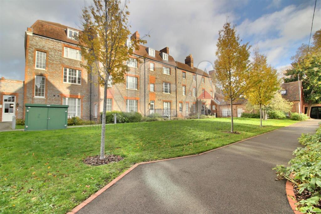 Communal grounds