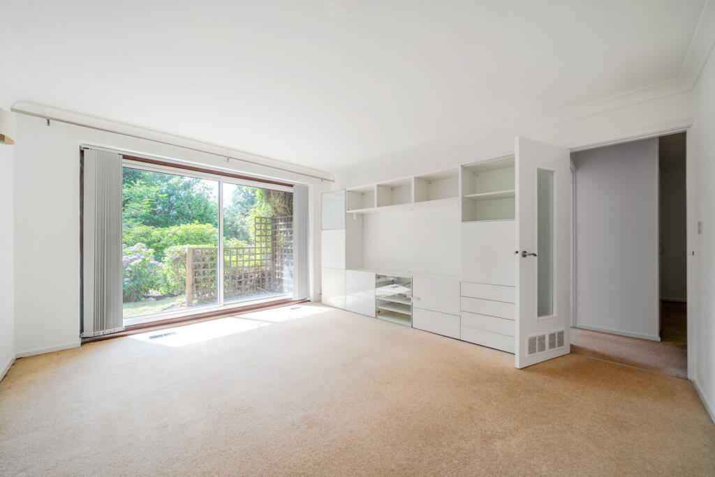 1328570-10-687e5b...