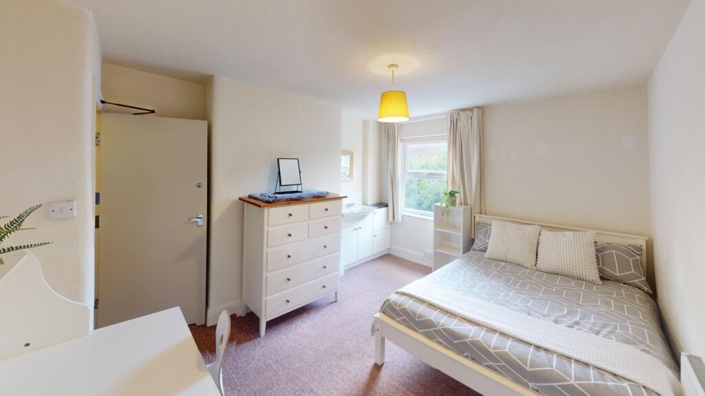 38-Cromwell-Street-Bedroom 1