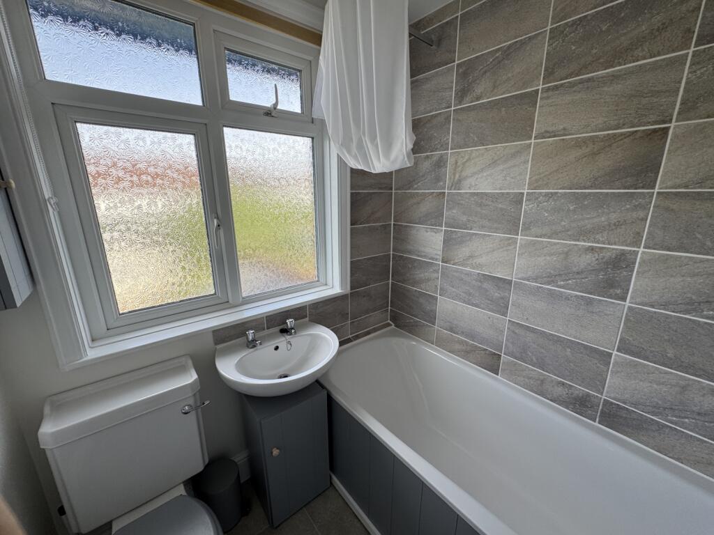 bathroom1