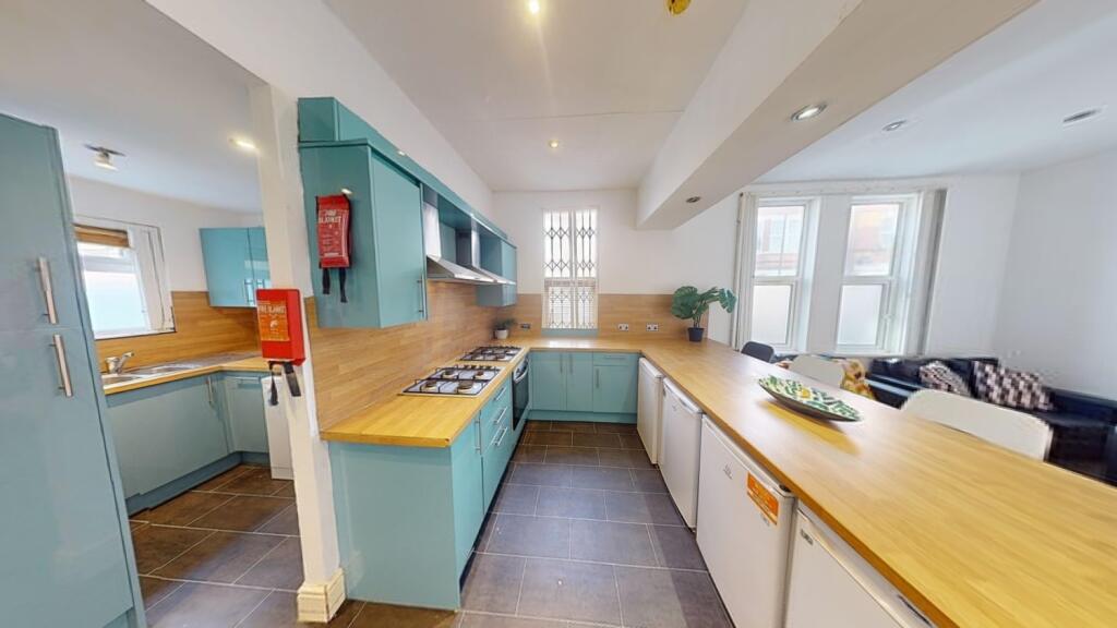 102-Foxhall-Rd-Kitchen