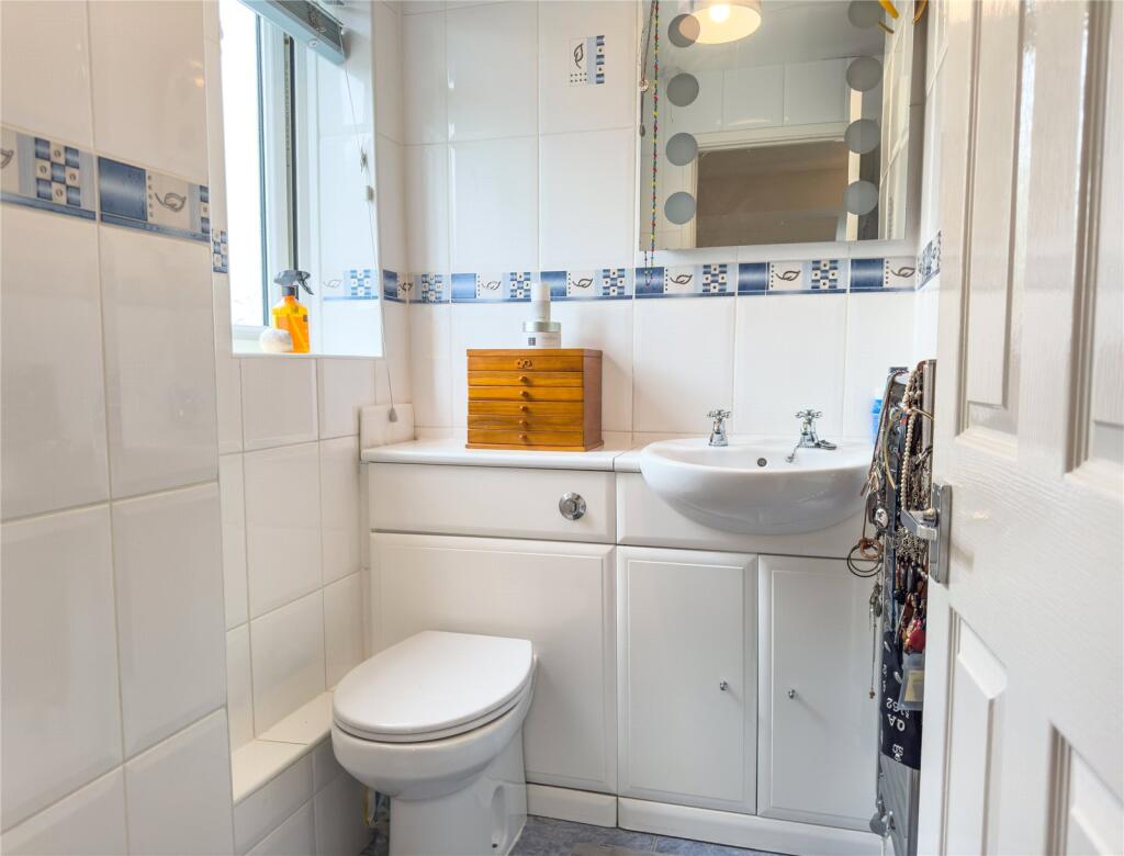 Ensuite