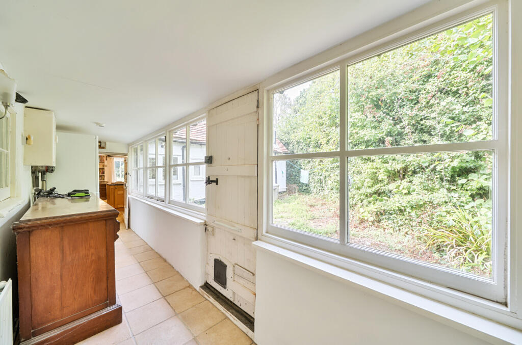 1334222-19-689398...