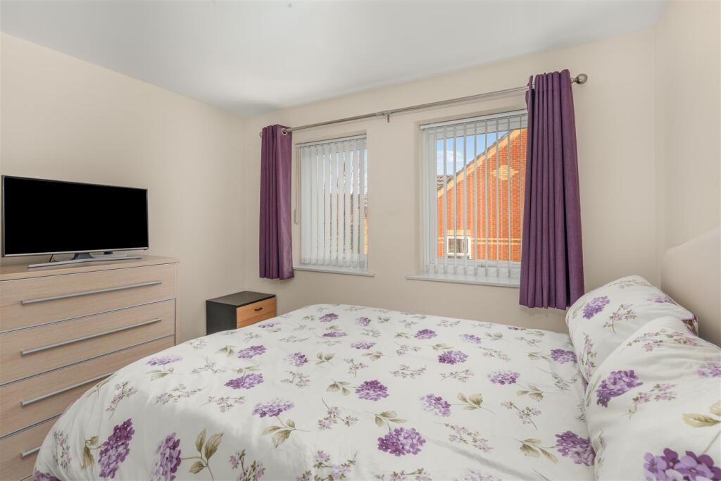 72 Coopers Gate, Banbury-24.jpg