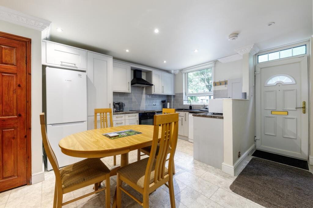 Midway House F5 (...