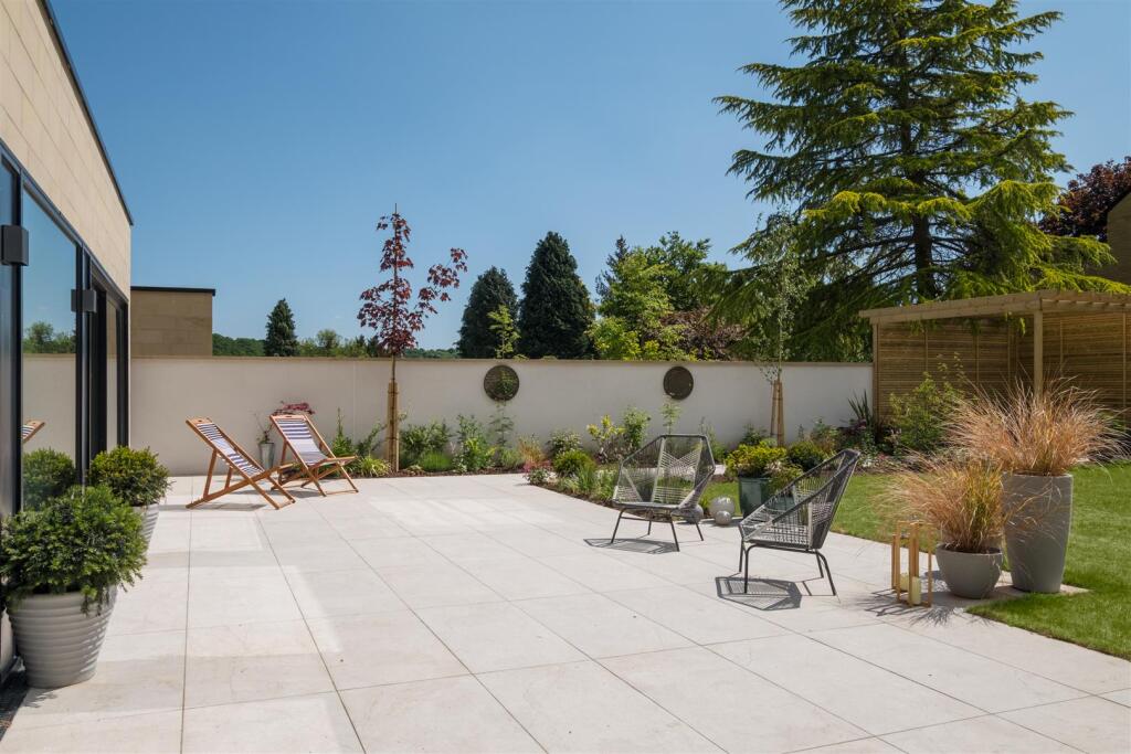 untitled (9 of 12).jpg