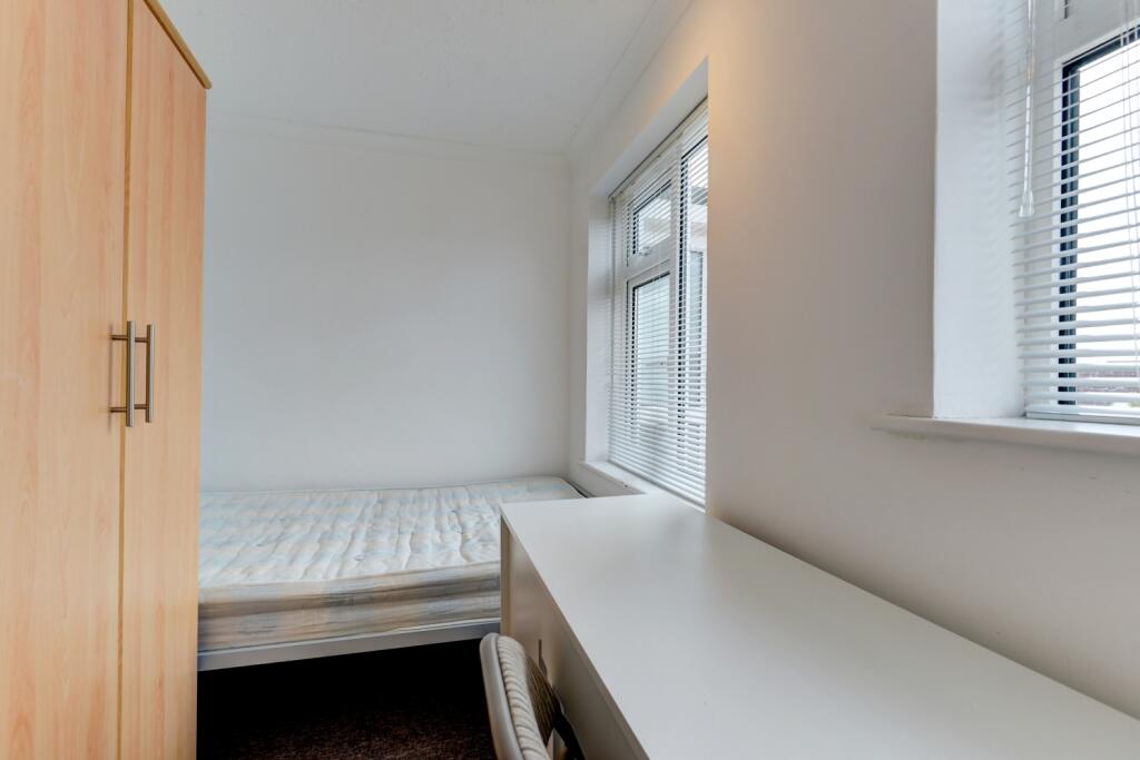 19 Canfield Close Bedroom 4 (2)