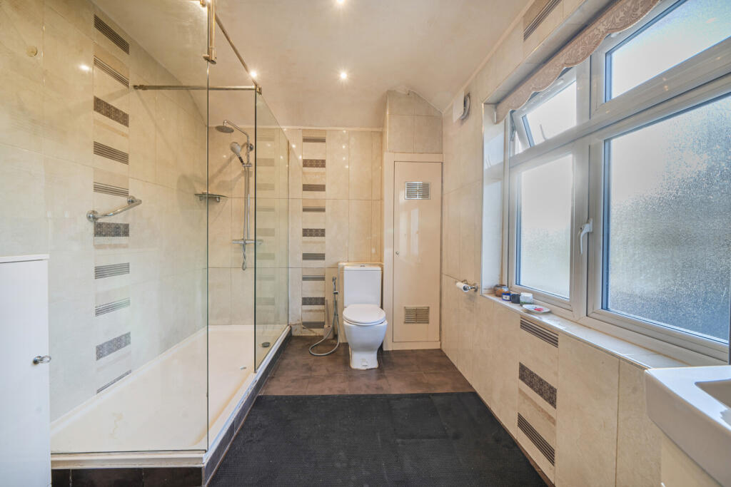 1382009-19-691b3e...