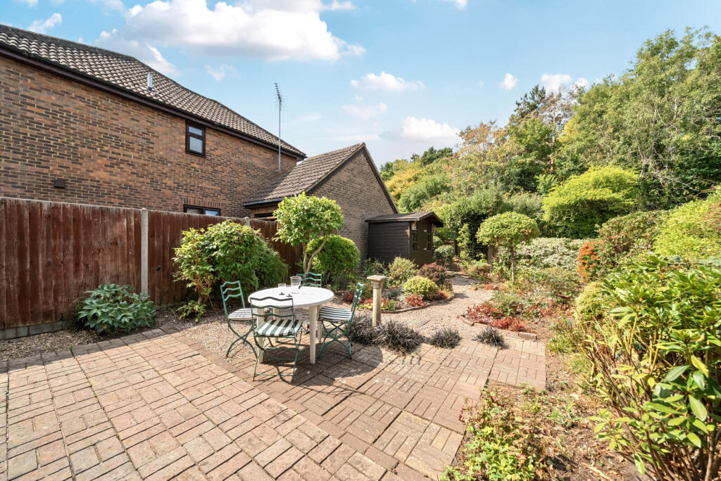 1343988-3-68a863a...