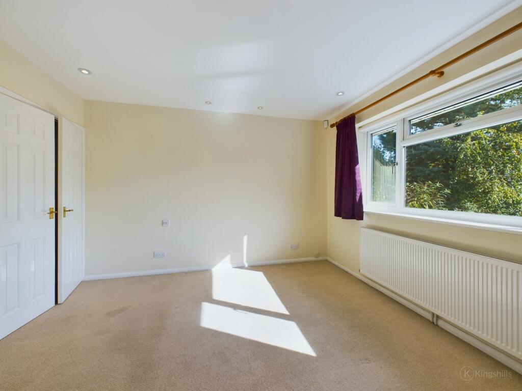 CAM02119G0-PR0284-STILL016