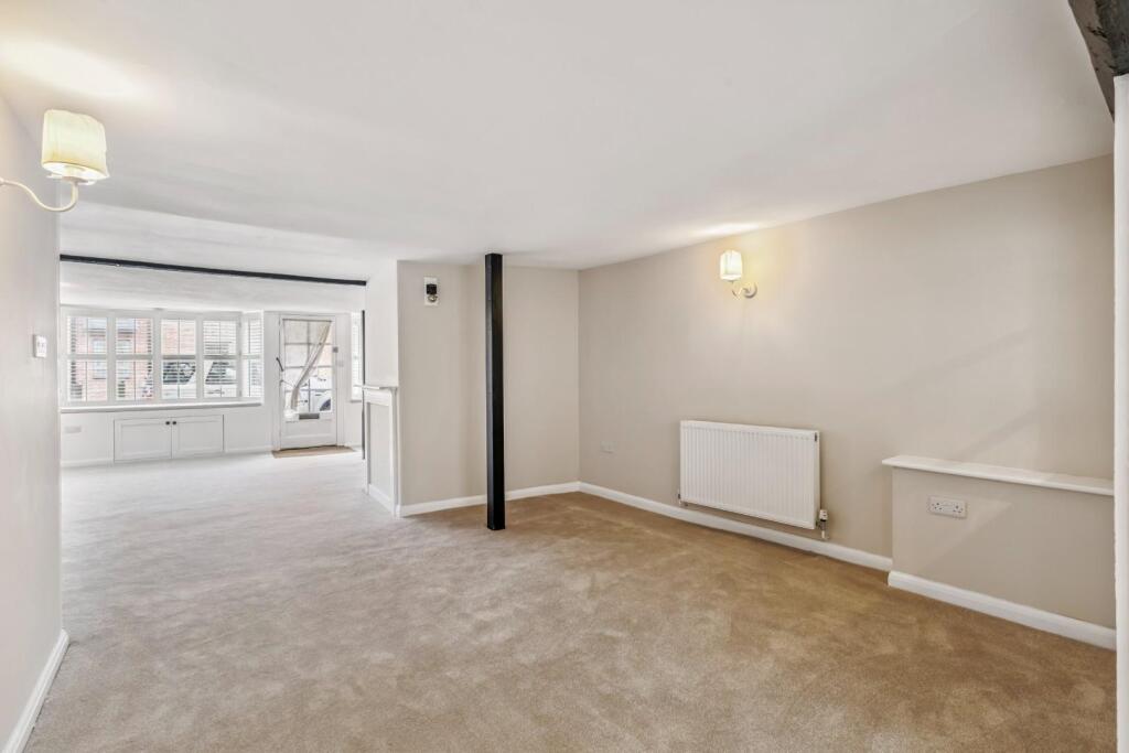 97693_81 Castle Street(8).jpg