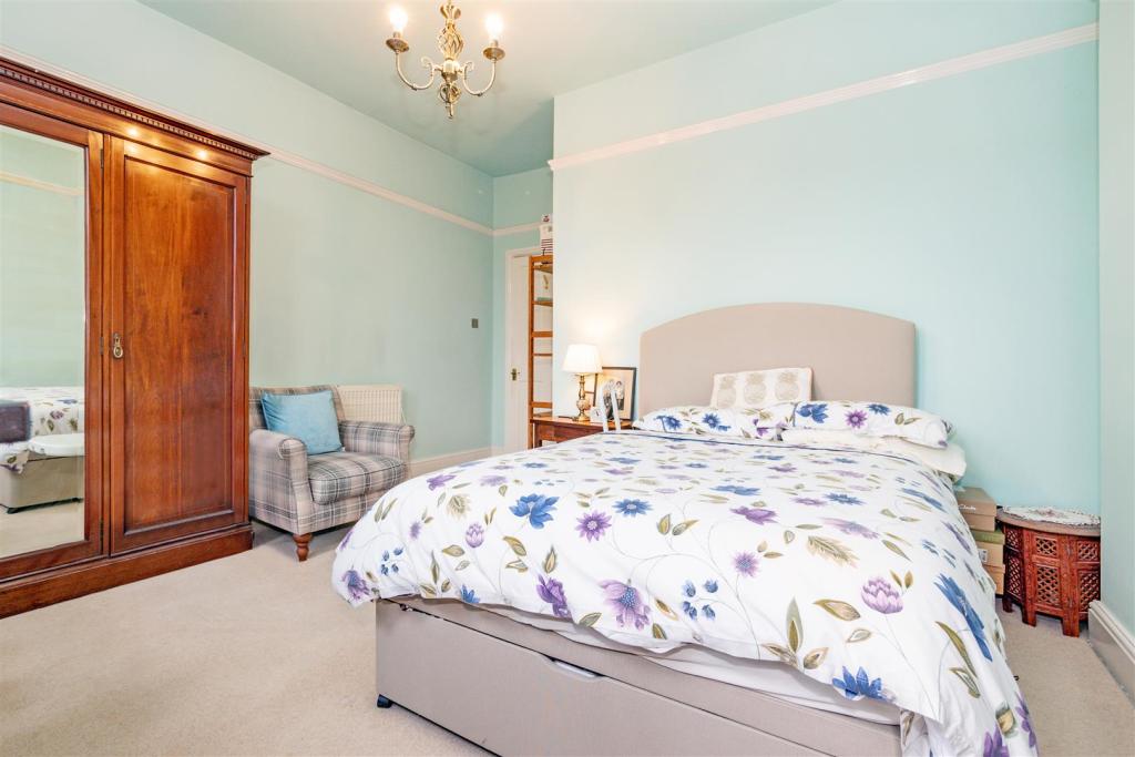 Bedroom 2 Aspect 3.jpg