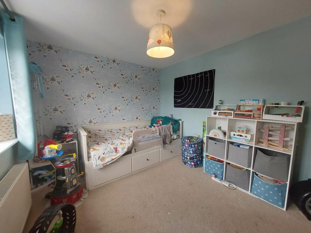 Bedroom 2 (3)