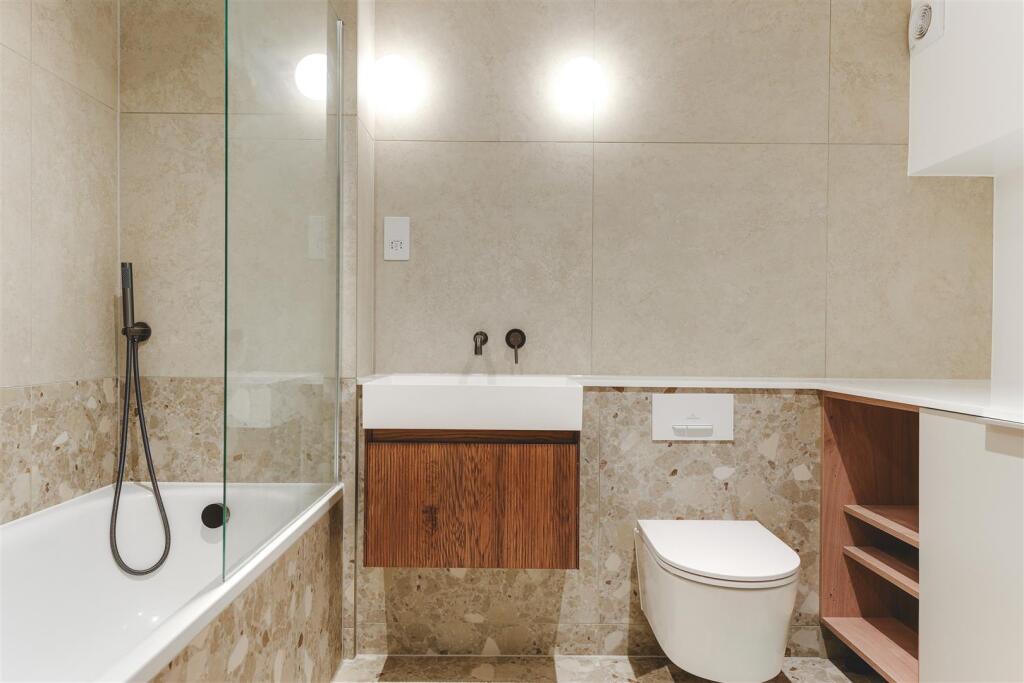 Clissold Close-14.jpg