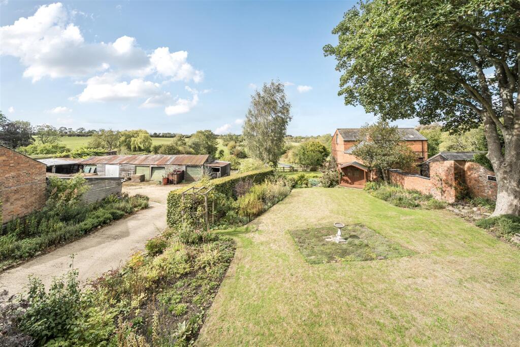 West End Farm, 5 West End