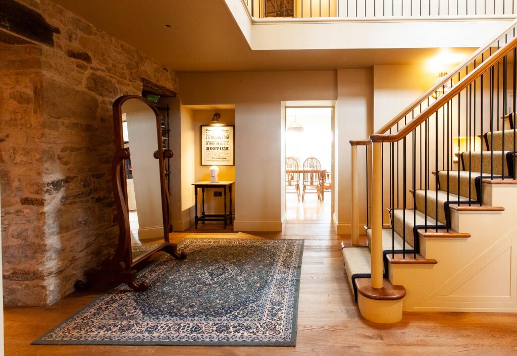 Gallery landing