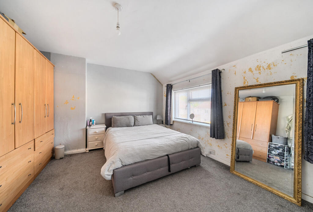 1372311-15-68f8bb...