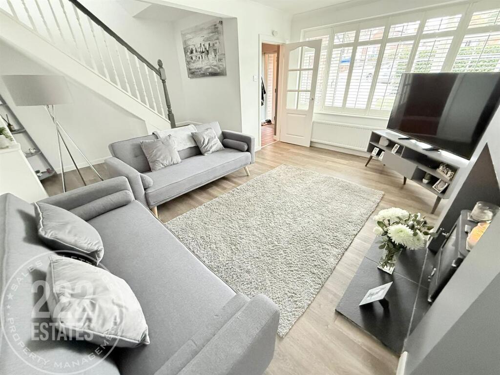 PHOTO-2025-10-20-13-51-10 (19).jpg