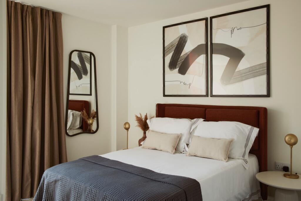  Dumballs Road, Cardiff(City), CF10