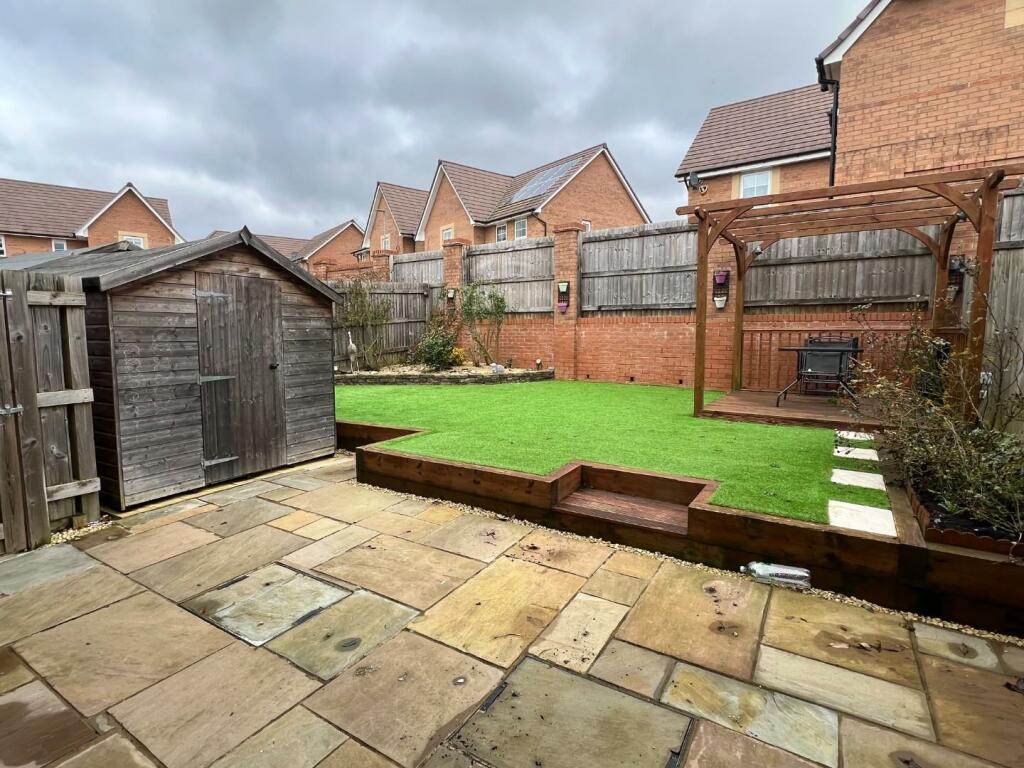Garden 1.JPG