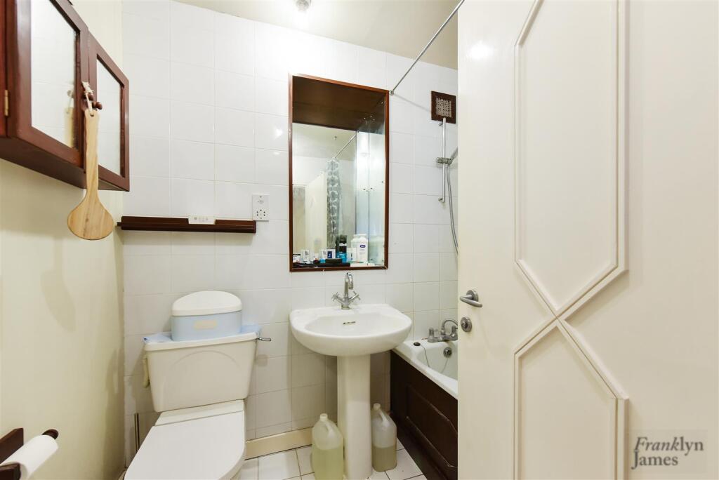 Mercury Court (3).JPG