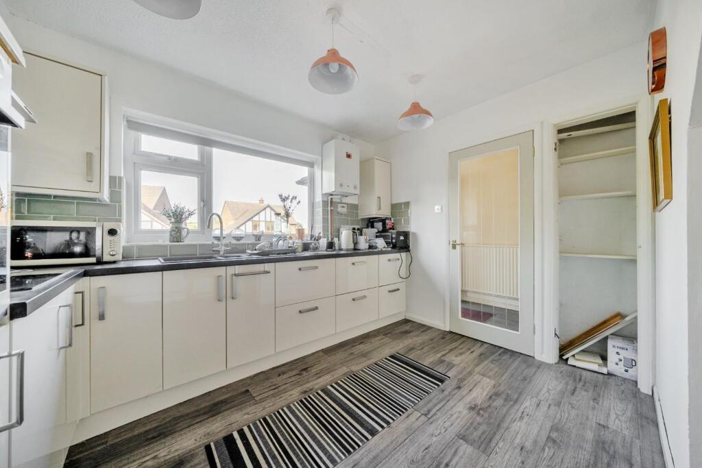 Kitchen corner.jpg