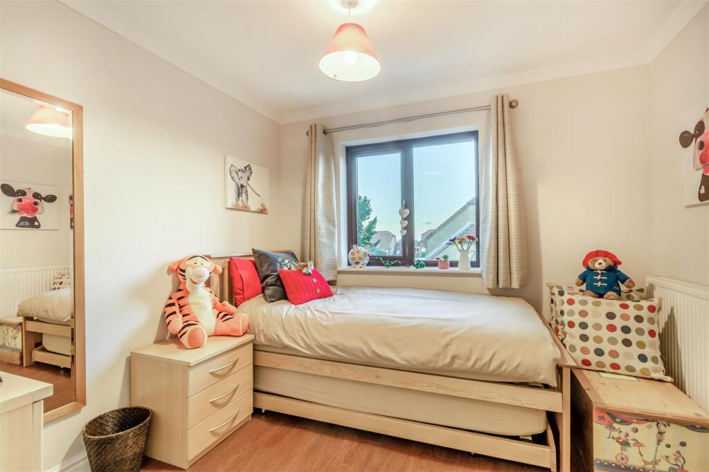 8527408-interior24.jpg