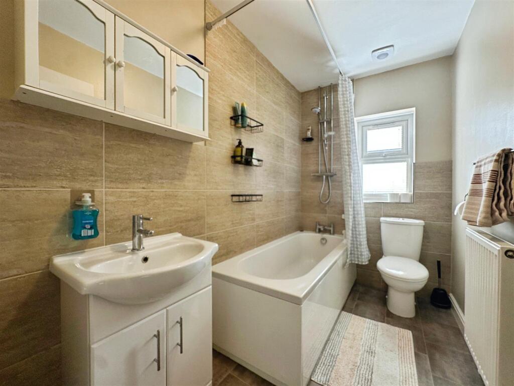 bd0f1ce2--4166-B92B-0A7852BDA4B0-34028-00000BA4F9C