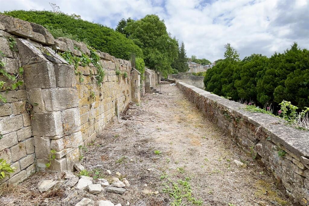 Beckford Gardens, Upper Lansdown Mews Bath, BA1 5H
