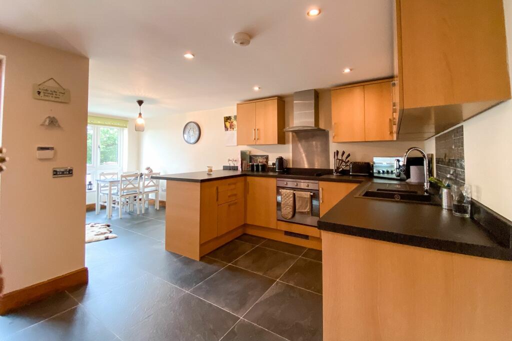 Kitchen &amp; Dining Room