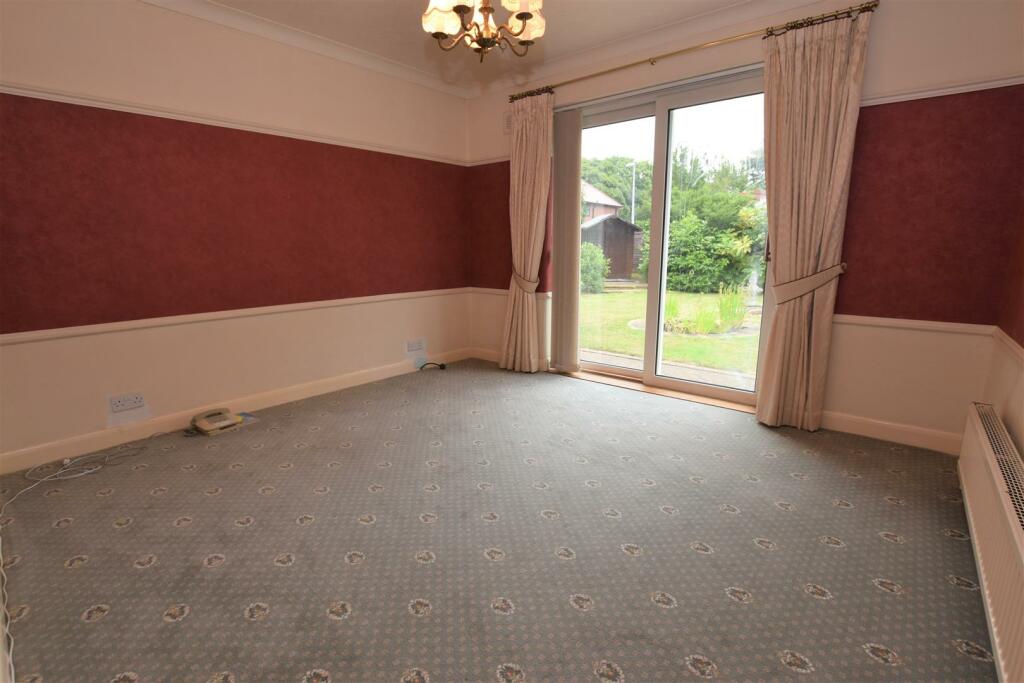 Dining Room.jpg