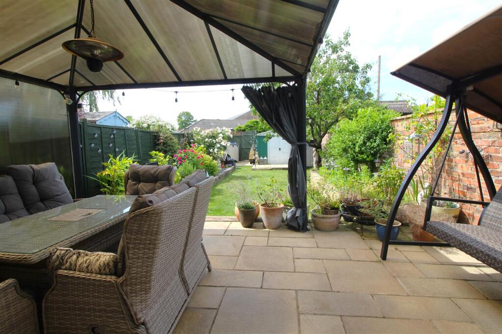 garden 3.JPG