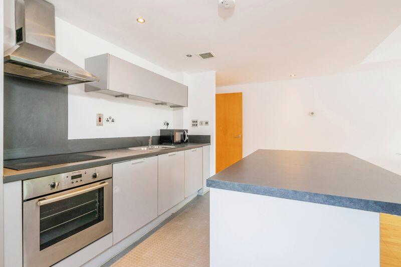 Kitchen (2)