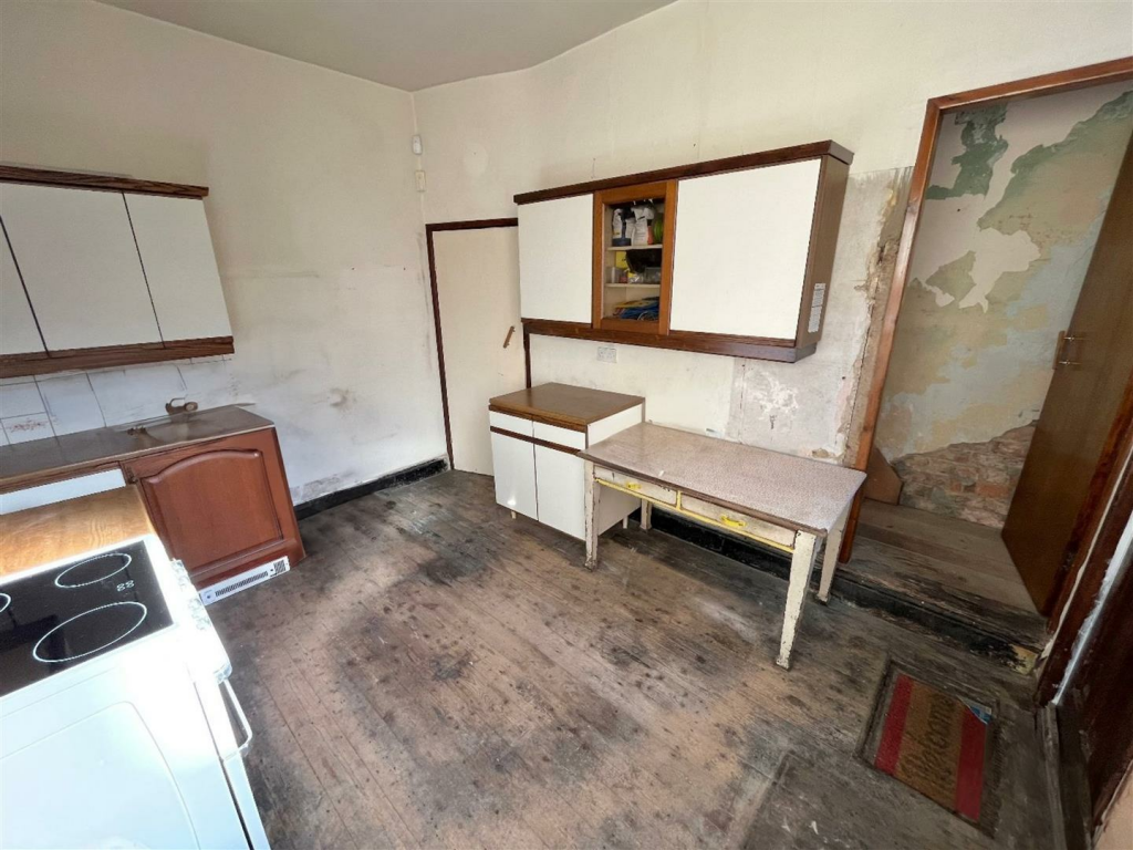 Kitchen 3
