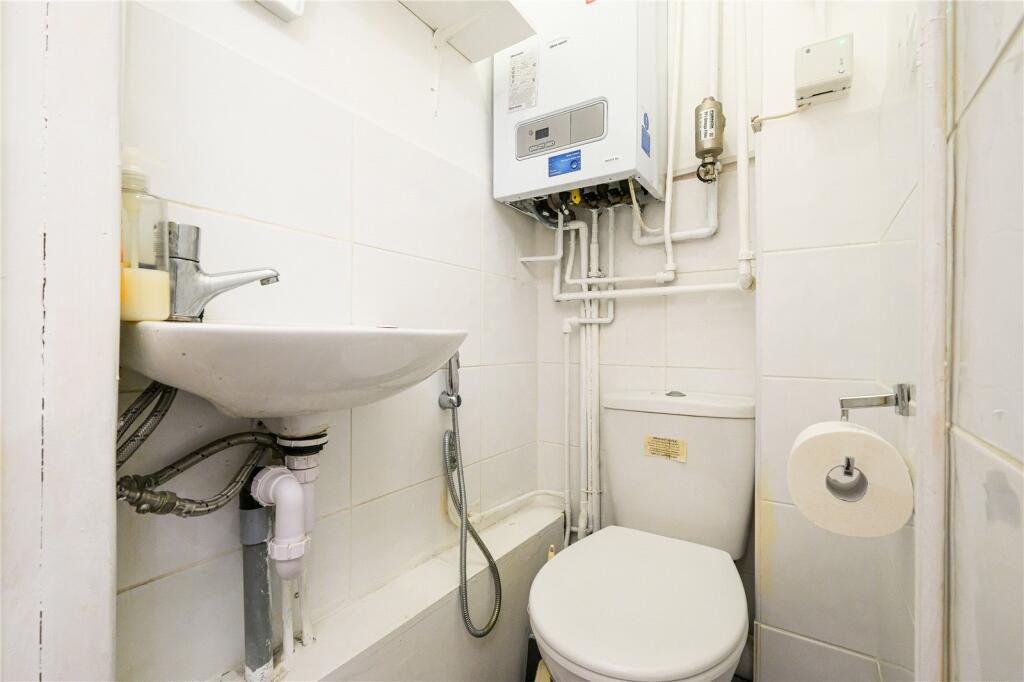 Ground Floor Wc