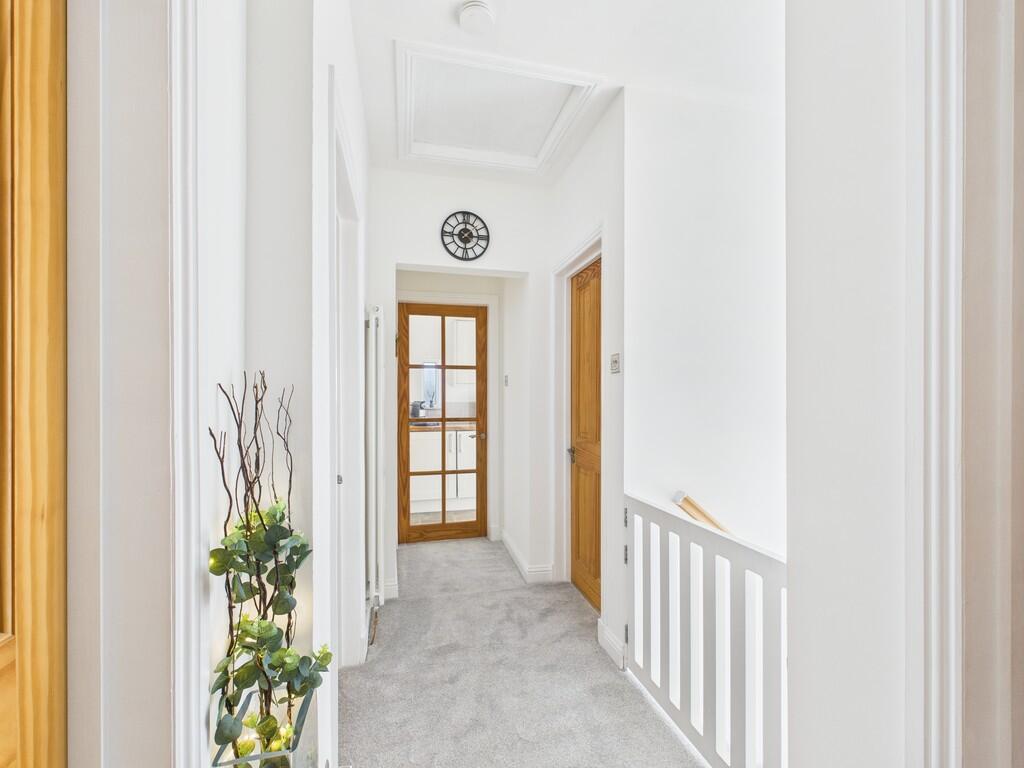 CAM05526G0-PR0038...