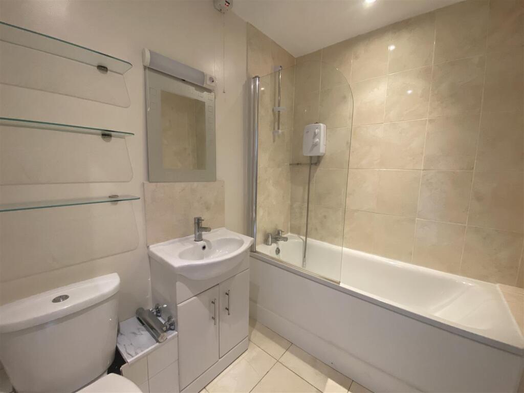 Bathroom.jpeg