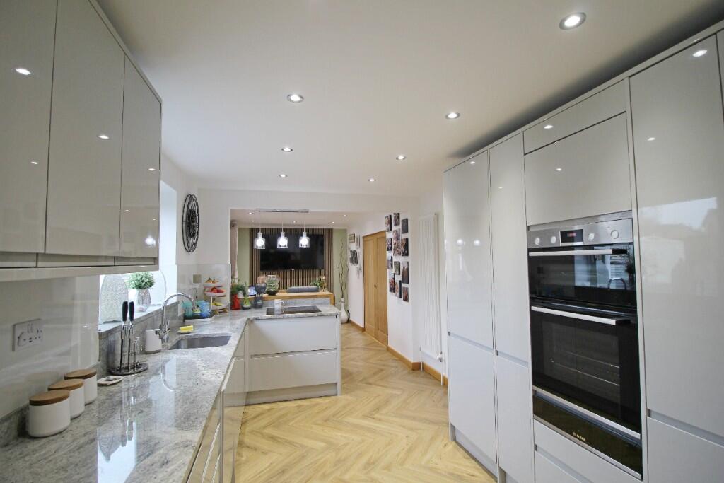 Kitchen Day Room