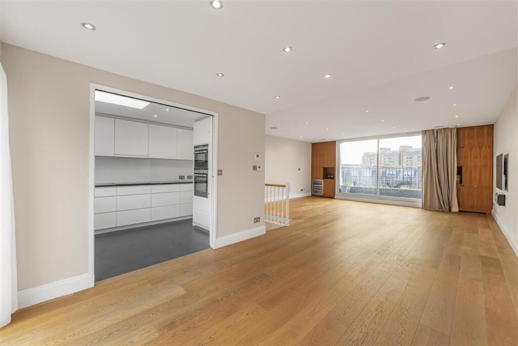 Kitchen/Reception Room