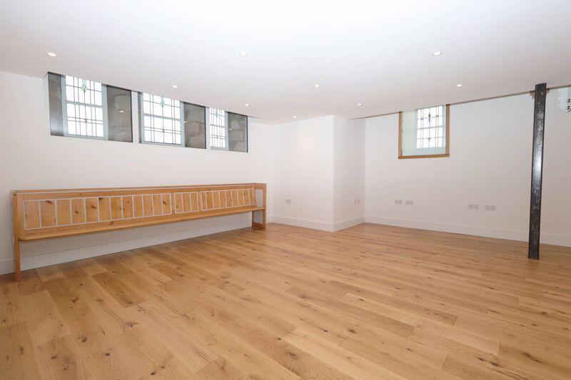 Lounge / Living Area 