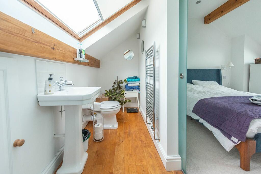 BEDROOMS AND BATHROOMS