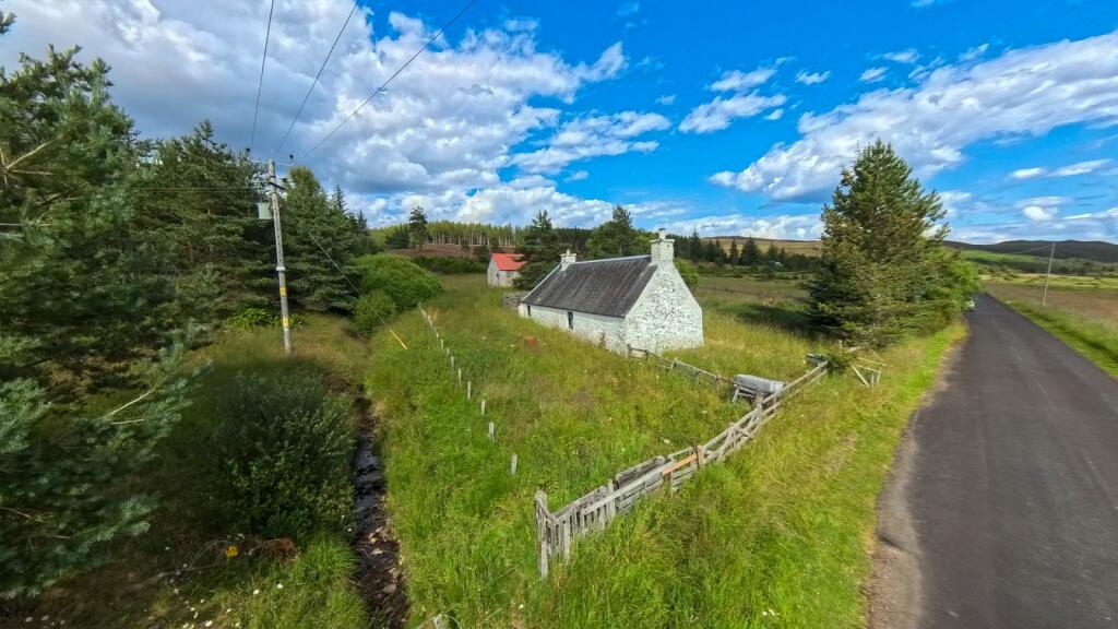 Master Suite with ensuite &amp; dressing room