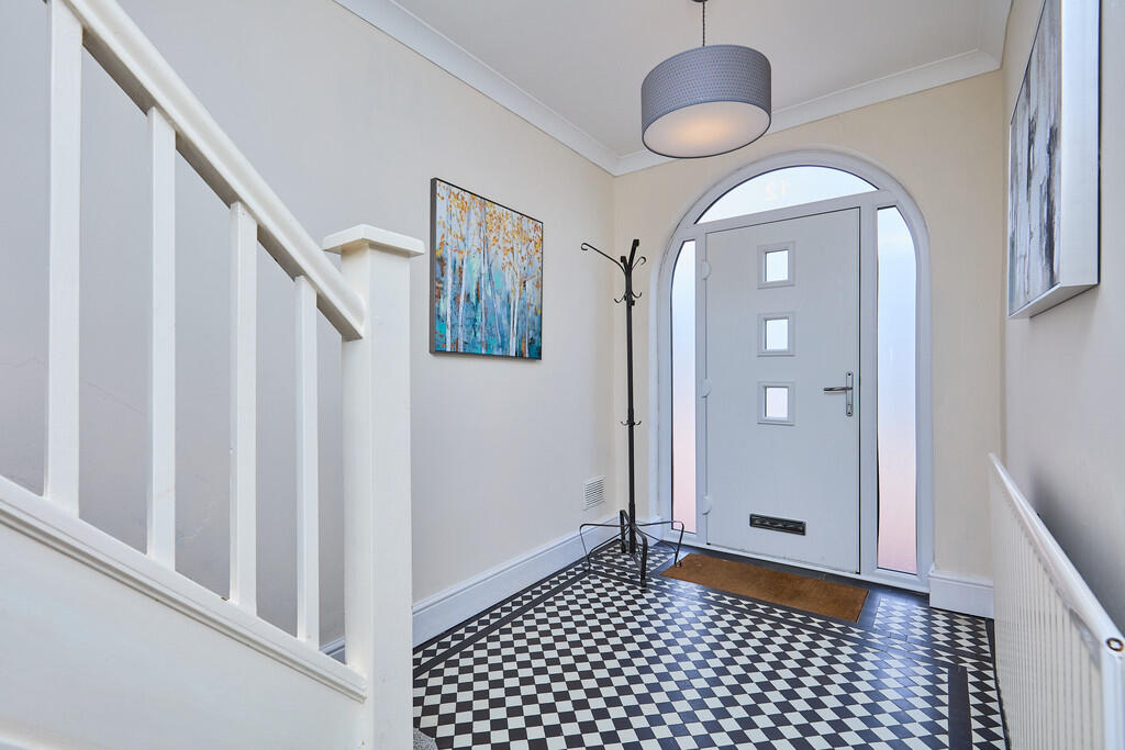 Edward Knight 202...