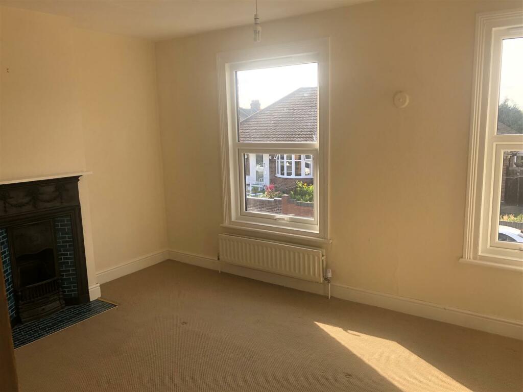 Bedroom One.jpg