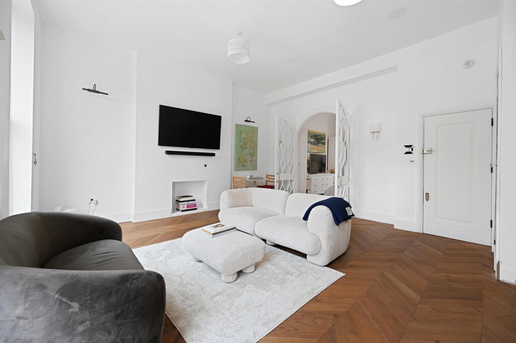 RCBW- Sutherland Avenue - 27 (1).jpg