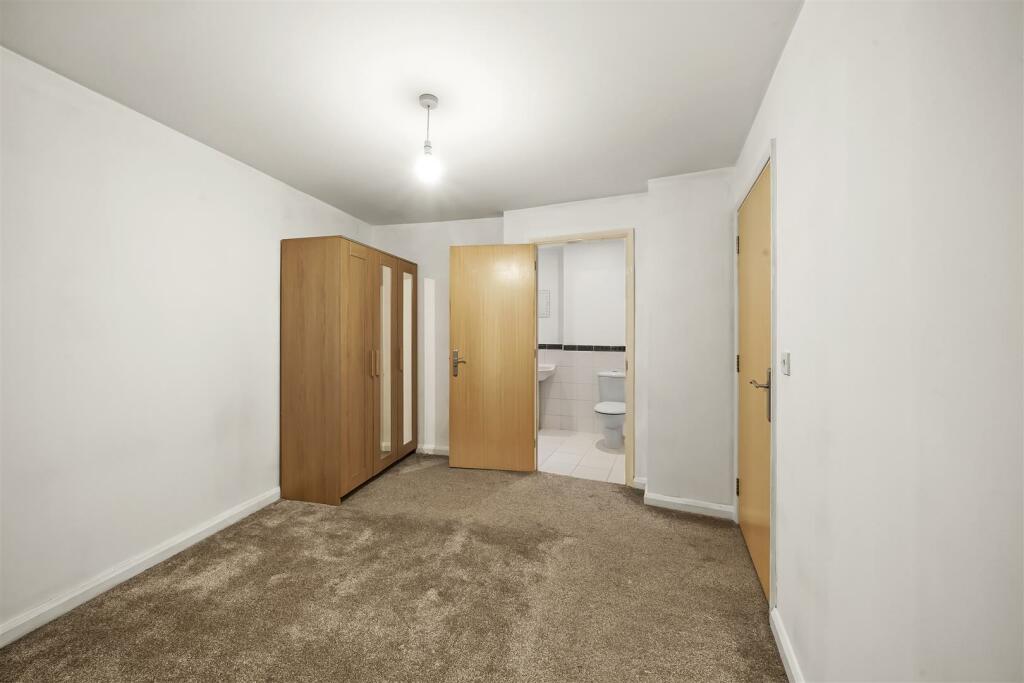 Flat 17, Bell House - A6Ht6wI0EvZtuB53ka2l.jpg